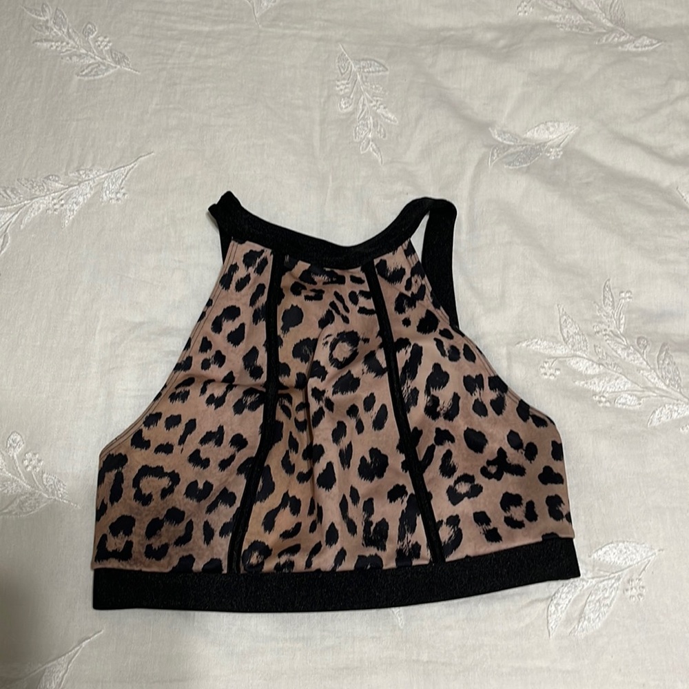 Cheetah Print Sports Bra w/ Matching Leggings